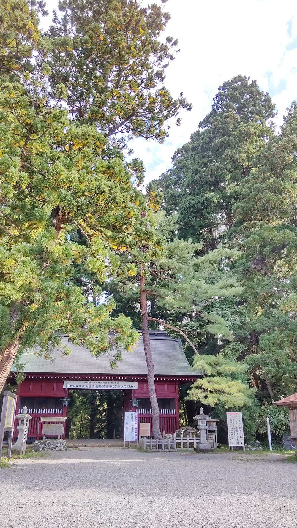 鶴岡市　羽黒山　随神門　