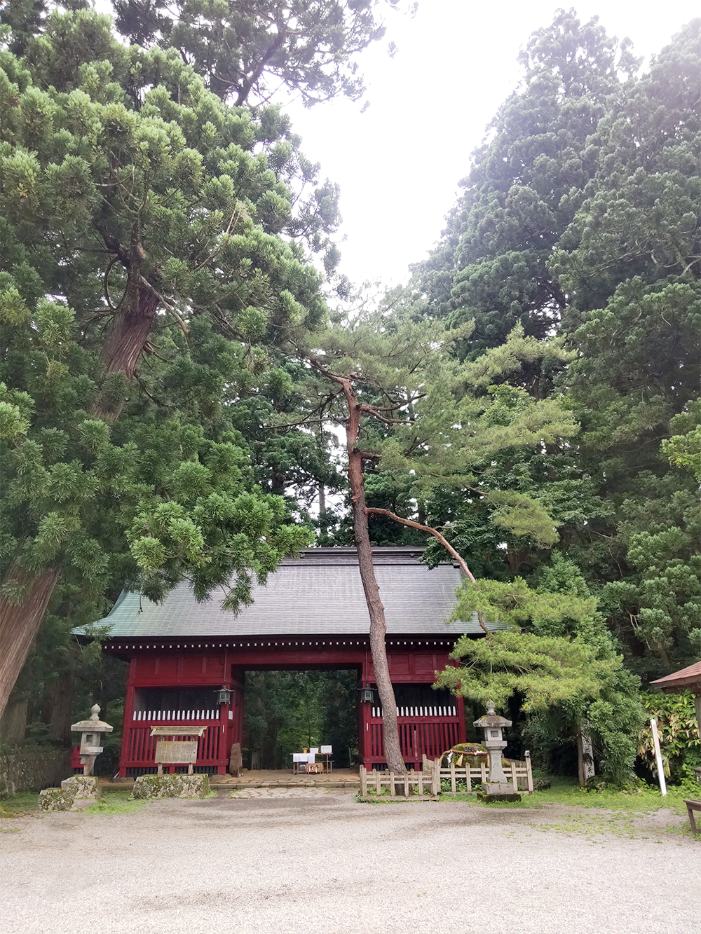 羽黒山　随神門　鶴岡市